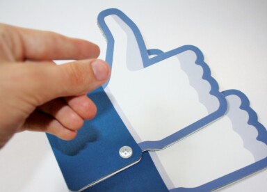 Facebook to Begin Showing Less Text Posts From Business Pages