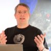 Matt Cutts Explains What To Do With Pages For Products That Are No Longer Available