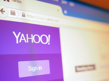 Yahoo Strikes Deal to Display Google Search Results Until 2018