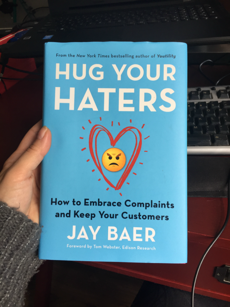 #SEJBookClub: 4 Lessons from Hug Your Haters by Jay Baer | SEJ