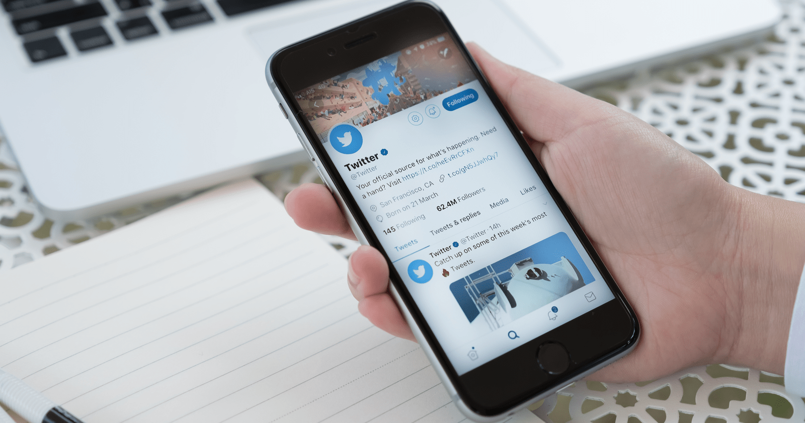 Twitter Reveals How it Ranks Tweets in Search Results - Search Engine Journal