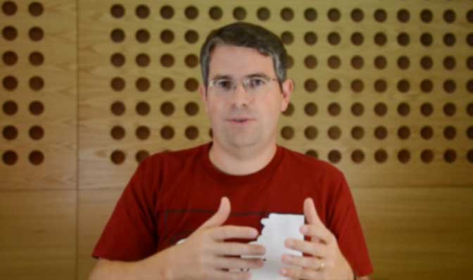 Screenshot of Google's Matt Cutts discussing PageRank and 301 redirects in a Webmaster Help video