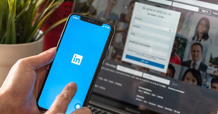 LinkedIn Adds Engagement Remarketing for Video and Lead Ads