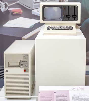 Image of an IBM AS400 computer from 1988