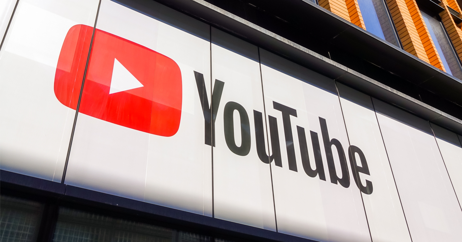 YouTube Rolls Out Automatic Live Captions to All Channels