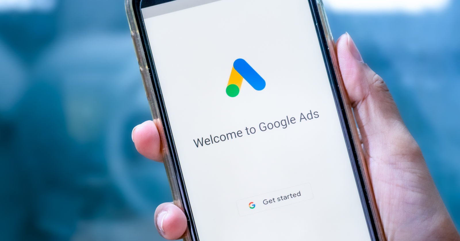 Google Ads Makes Changes To Automated Extensions via @sejournal, @brookeosmundson