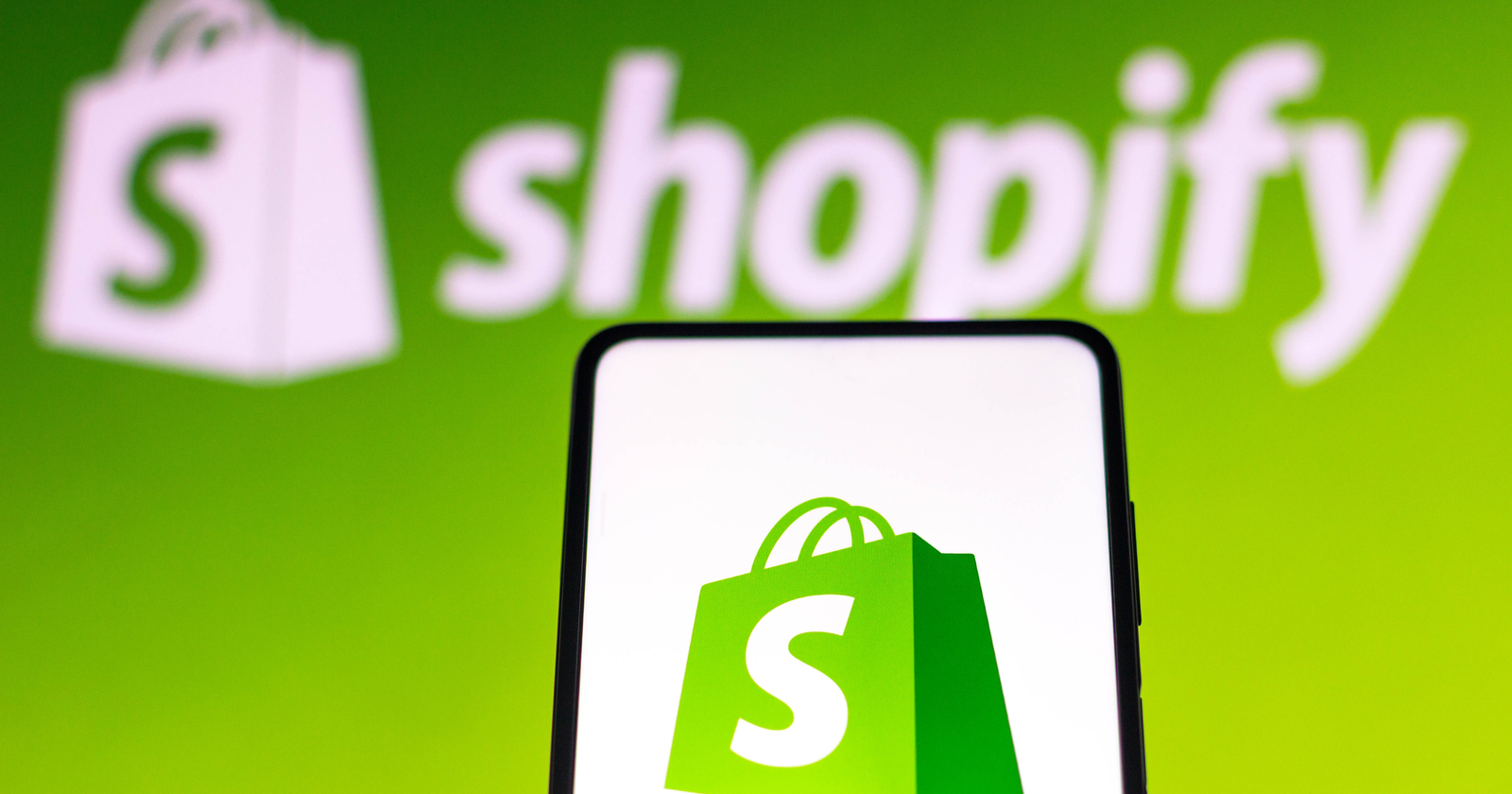 Shopify Unveils 100+ New Updates & Features via @sejournal, @BrianFr07823616